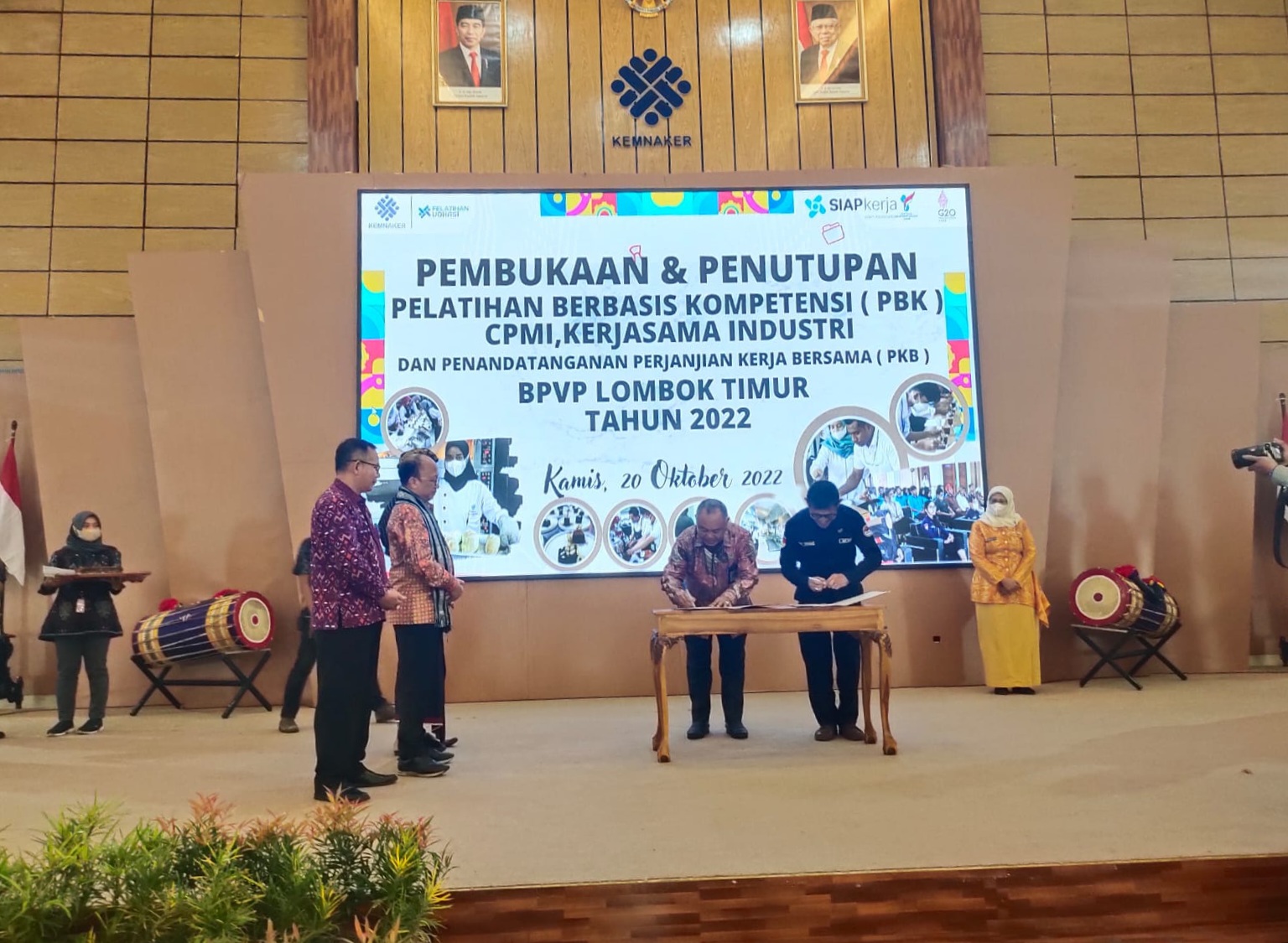 Tingkatkan Kompetensi CPMI, BP3MI NTB Teken Perjanjian Kerja Sama dengan BPVP Lombok Timur