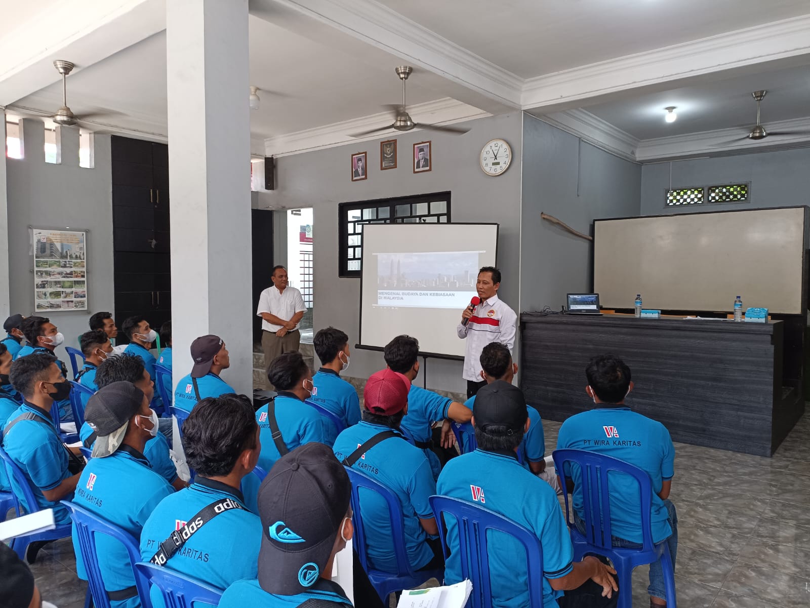 BP2MI Memberikan arahan kepada CPMI Malaysia