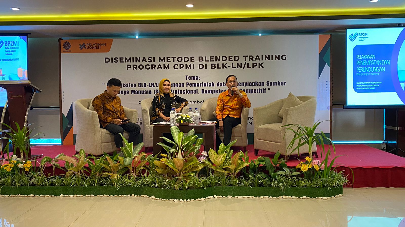 BP3MI NTB MENJADI NARASUMBER DALAM KEGIATAN DISEMINASI METODE BLENDED TRAINING BLK-LN/LPK