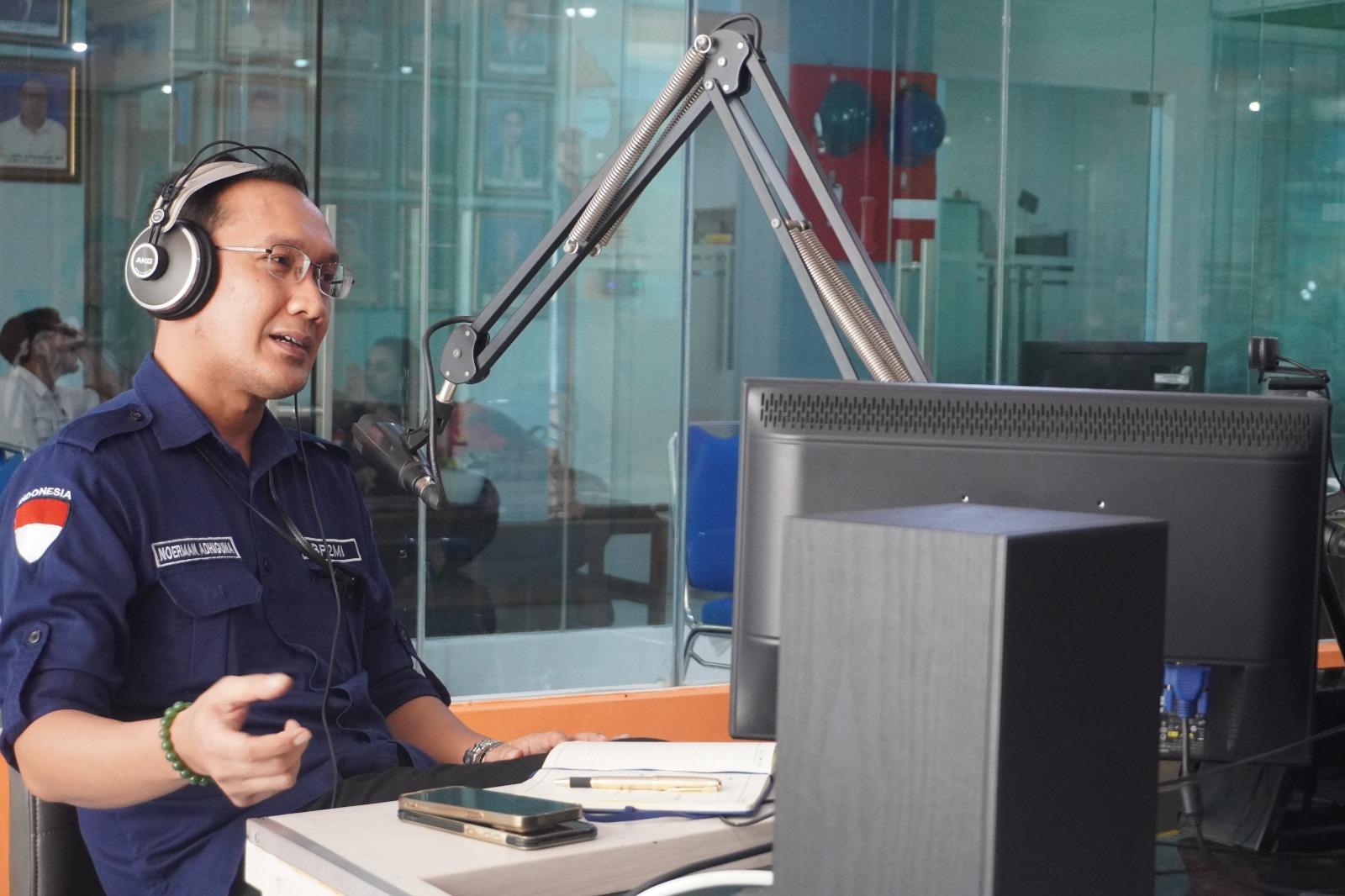 Bekerja ke Luar Negeri Pilih Jalur  yang Resmi