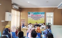 Rapat Koordinasi Terkait Pembebasan Biaya Penempatan di Disnaker Kab. Bima